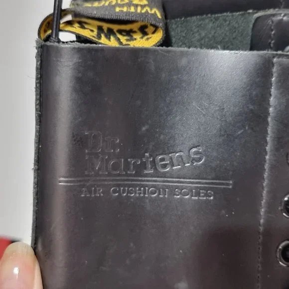 Doc Martens Ladies Black Boots Size UK 6 AUS 8 10 Hole Leather Great Condition - Picture 6 of 9